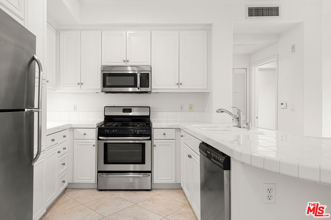 13044 Pacific Prome Unit: 214