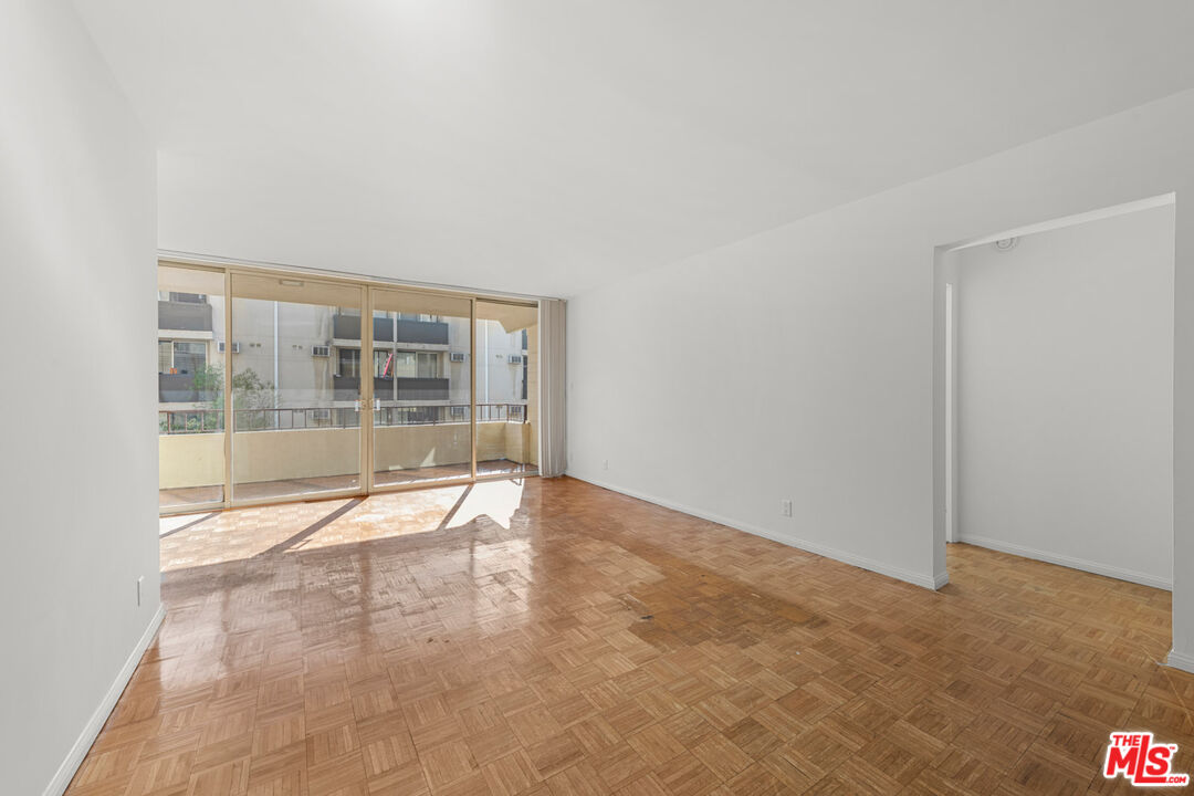 1300 Midvale Ave Unit: 408