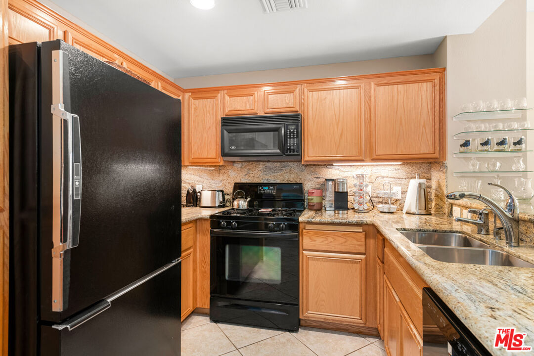 13200 Pacific Prome Unit: 322