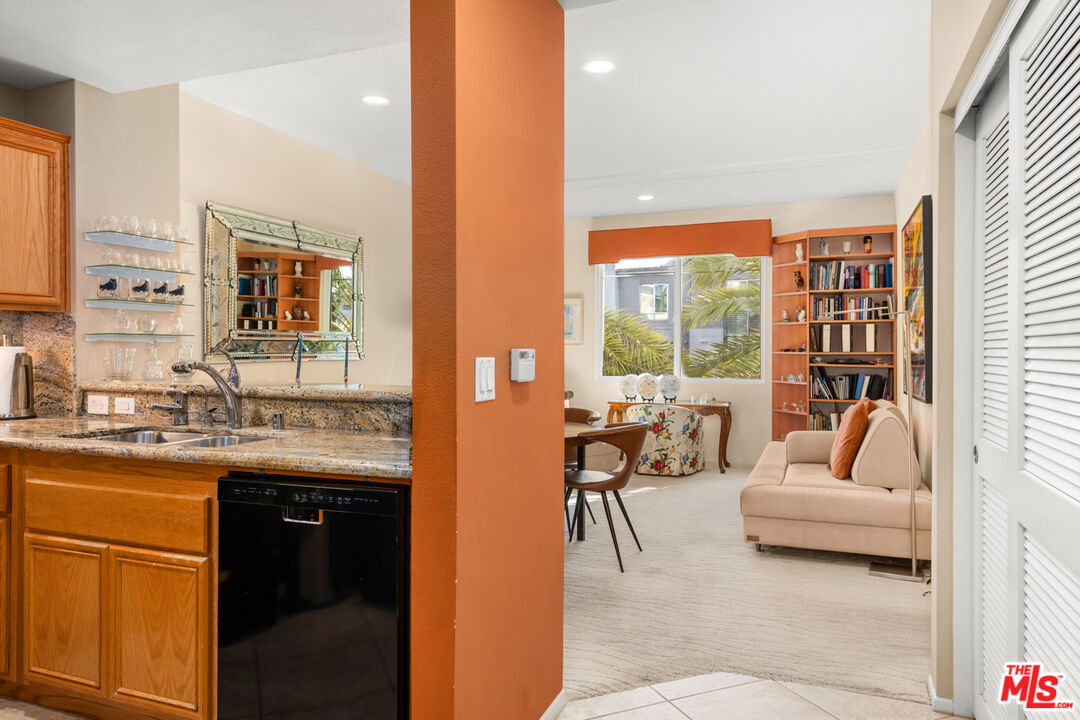 13200 Pacific Prome Unit: 322