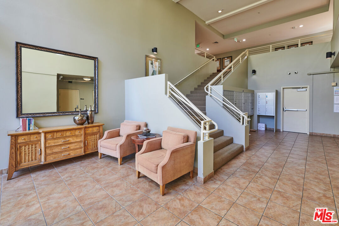 13200 Pacific Prome Unit: 322