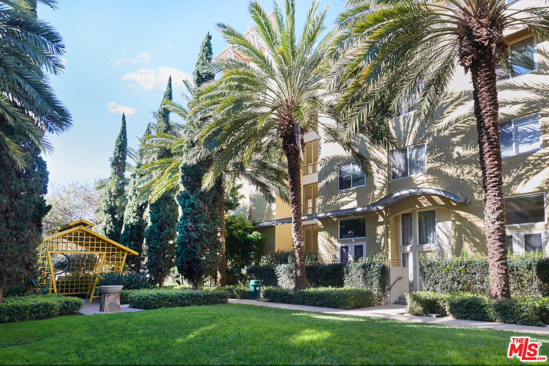 13200 Pacific Prome Unit: 322