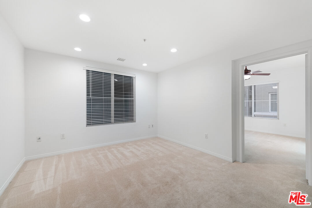 6020 Seabluff Dr Unit: 116