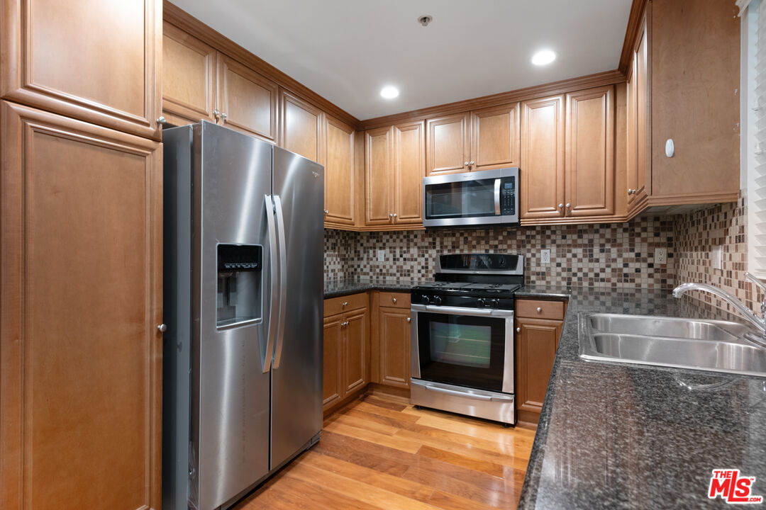 6020 Seabluff Dr Unit: 116