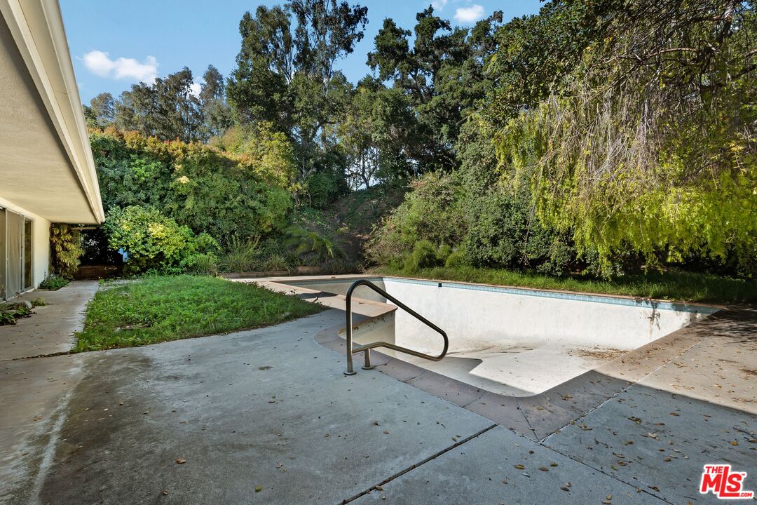 12637 Homewood Way
