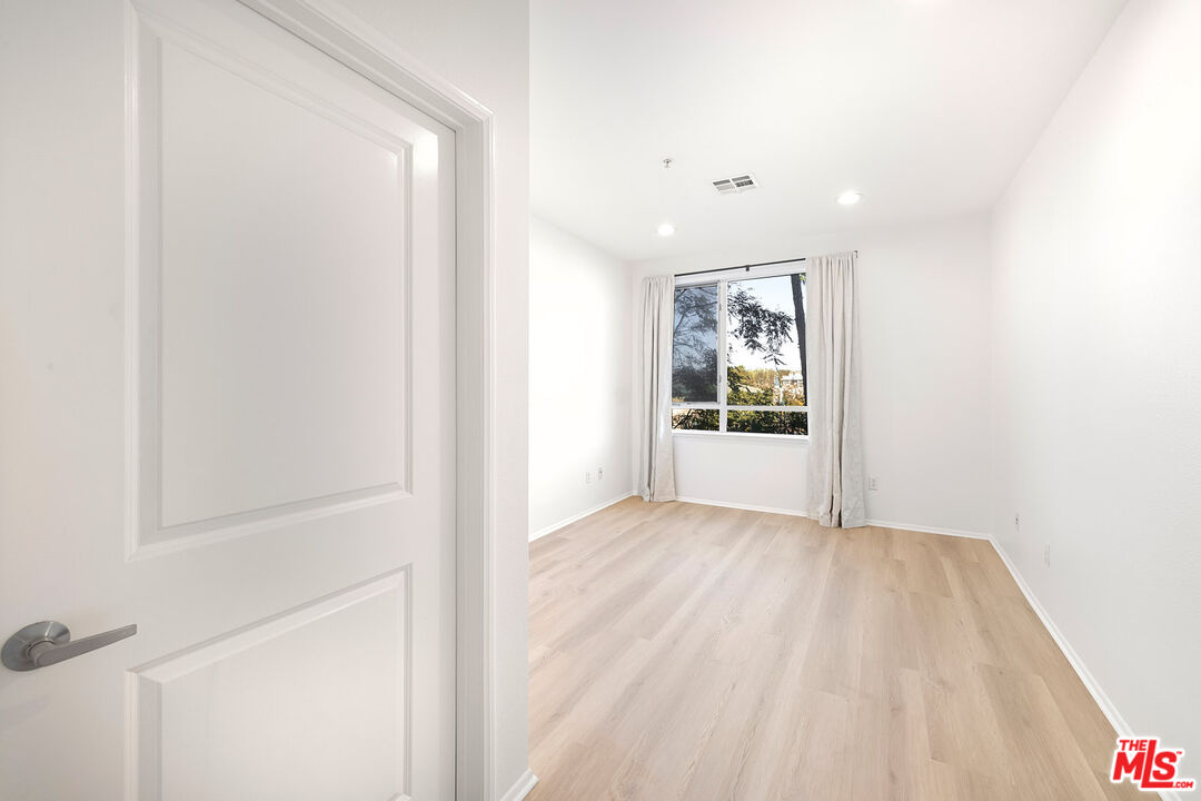 6400 Crescent Park Unit: 315