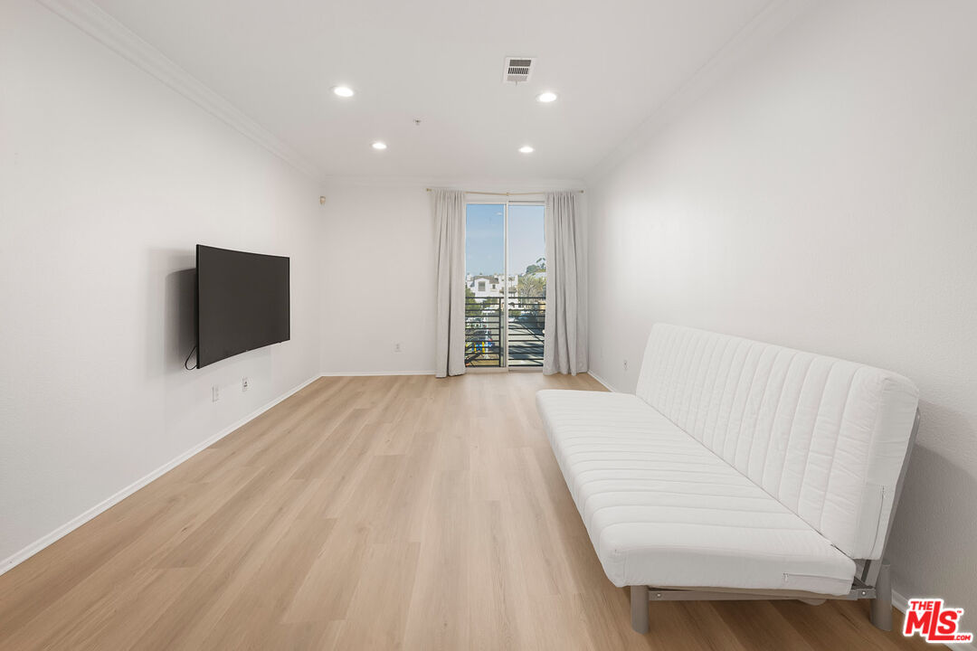 6400 Crescent Park Unit: 315