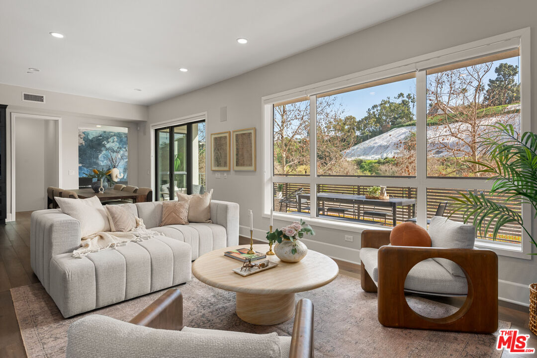 12775 Bluff Creek Dr Unit: 1