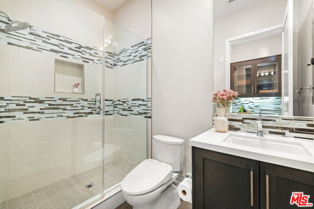 12775 Bluff Creek Dr Unit: 1