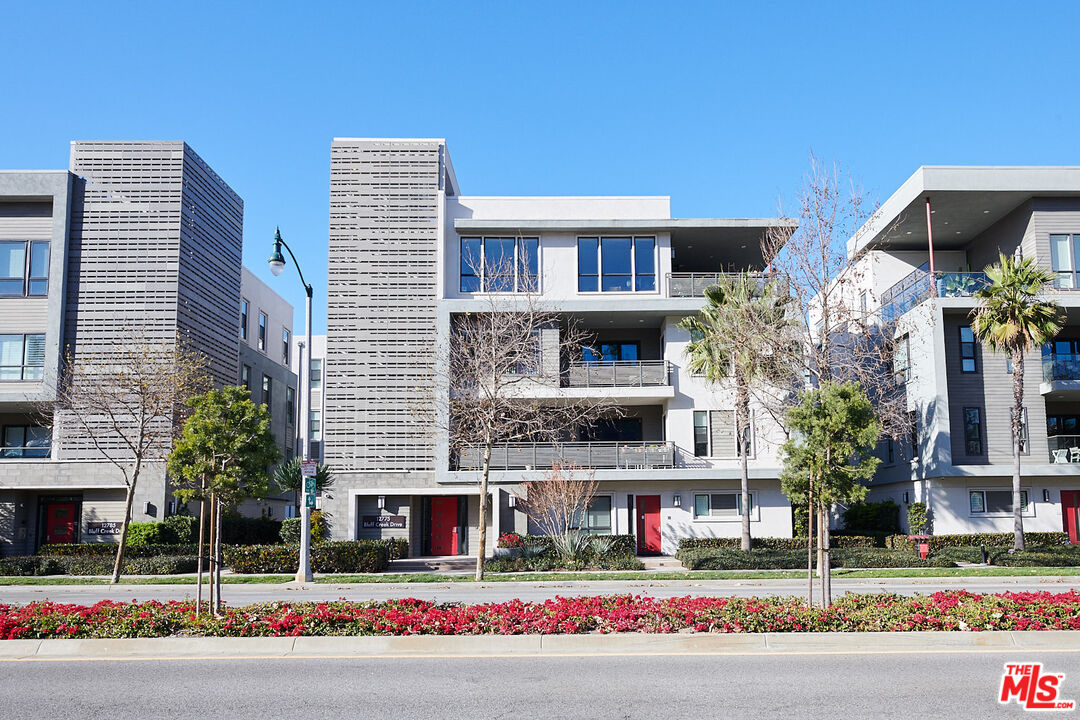 12775 Bluff Creek Dr Unit: 1