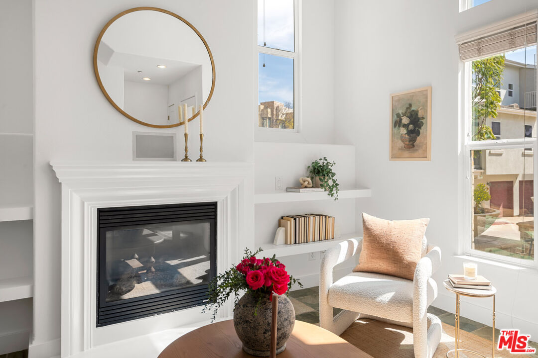 6011 Dawn Crk Unit: 1