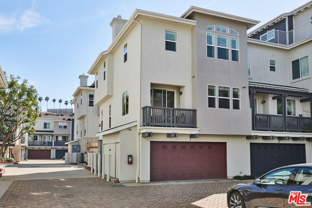 6011 Dawn Crk Unit: 1