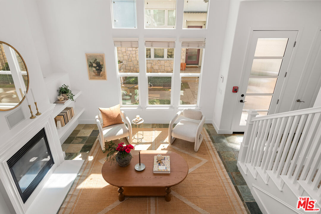 6011 Dawn Crk Unit: 1