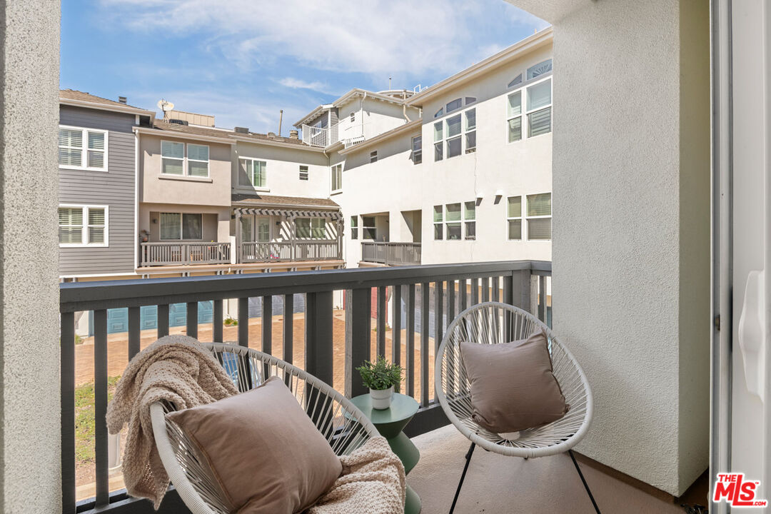 6011 Dawn Crk Unit: 1