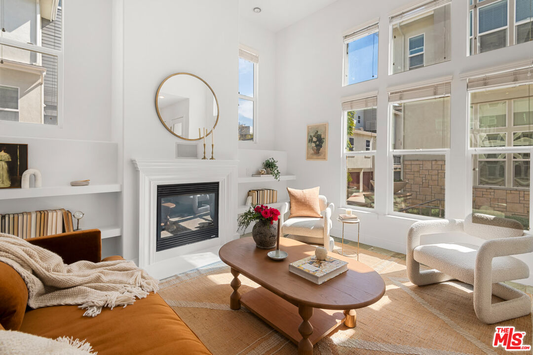 6011 Dawn Crk Unit: 1