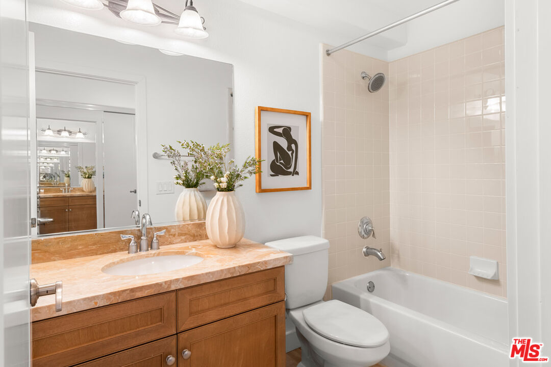 6011 Dawn Crk Unit: 1