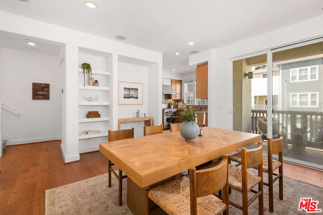 6011 Dawn Crk Unit: 1