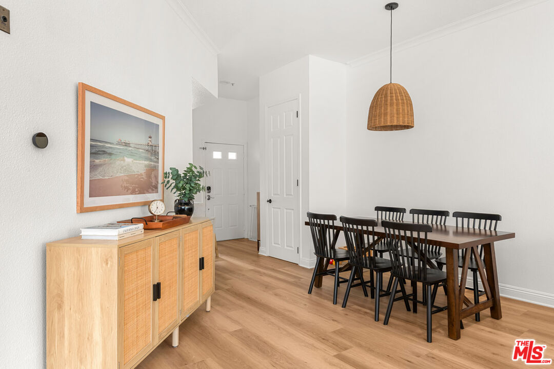 1200 Pacific Coast Hwy Unit: 305