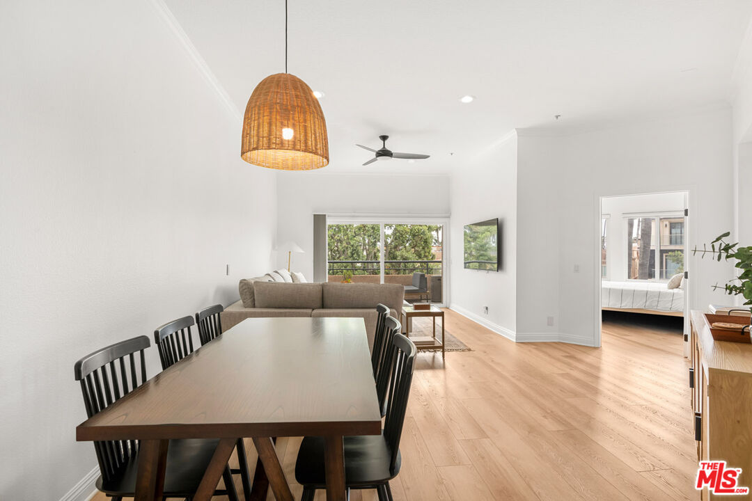 1200 Pacific Coast Hwy Unit: 305