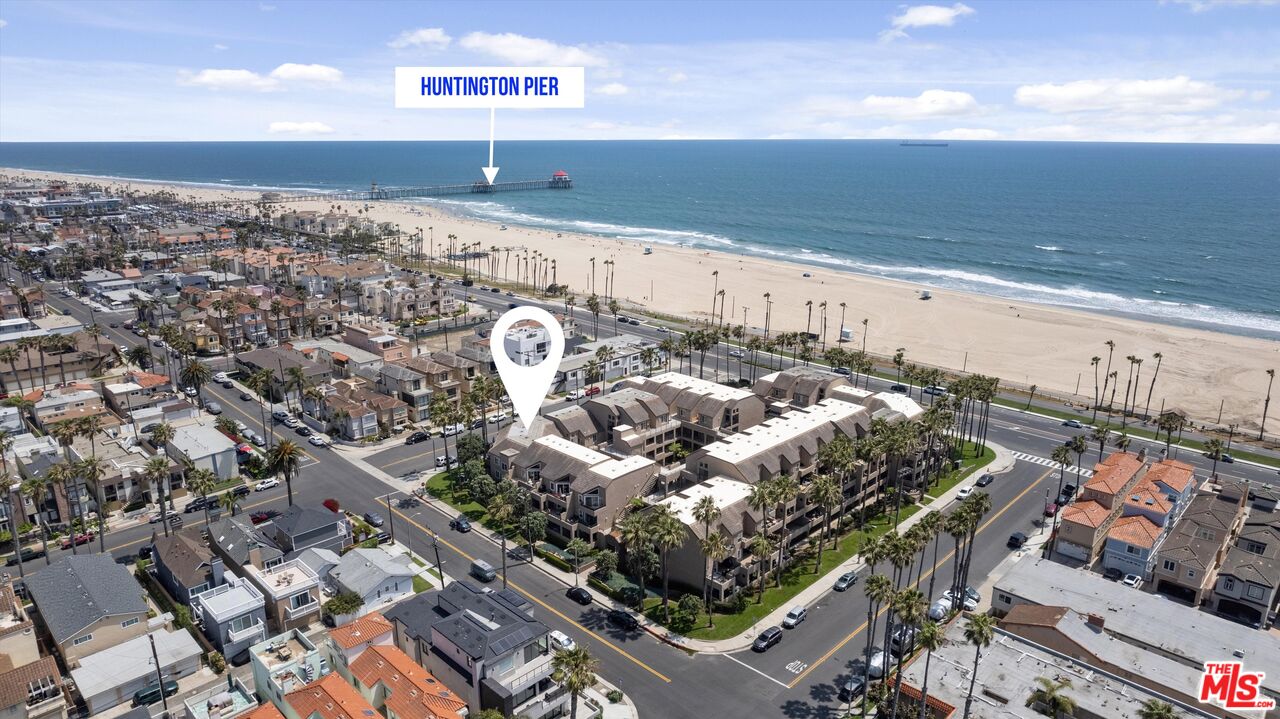 1200 Pacific Coast Hwy Unit: 305