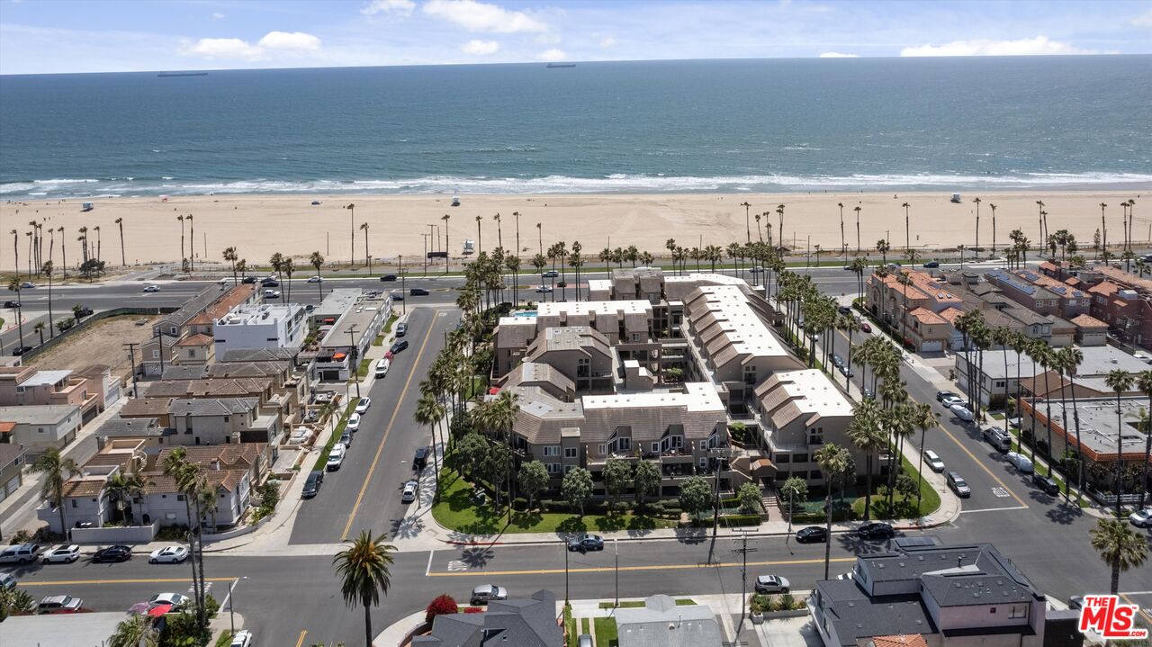 1200 Pacific Coast Hwy Unit: 305