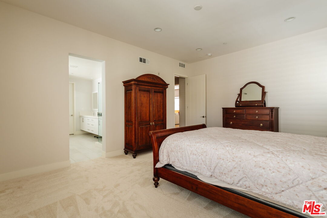 12655 Sandhill Ln Unit: 2