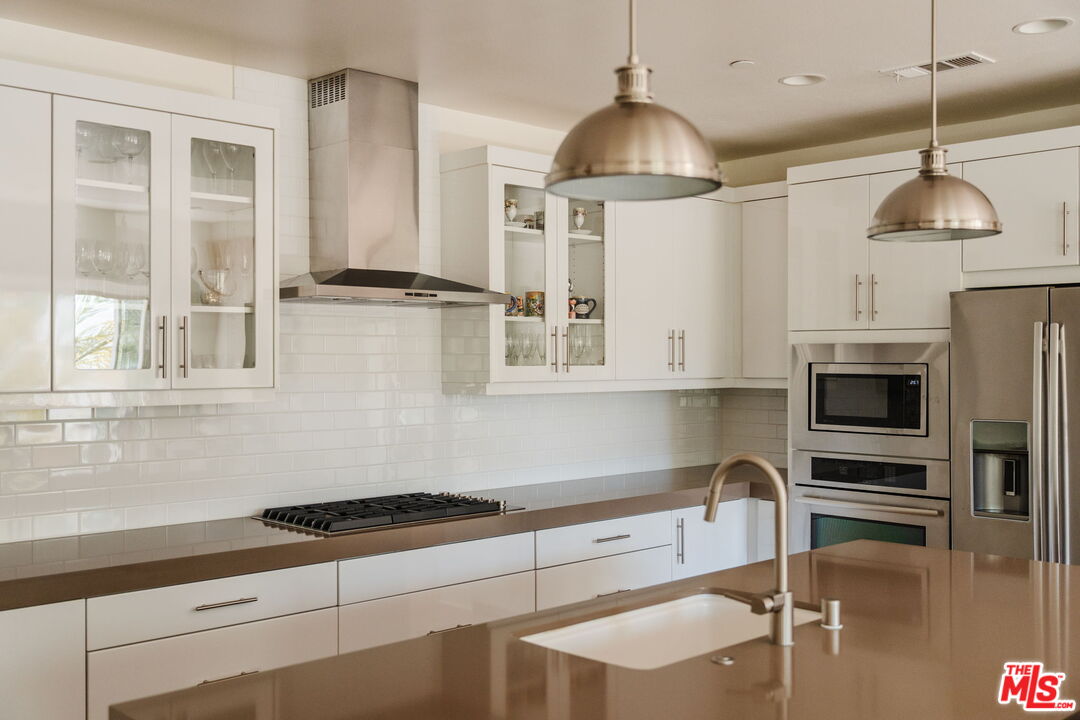 12655 Sandhill Ln Unit: 2