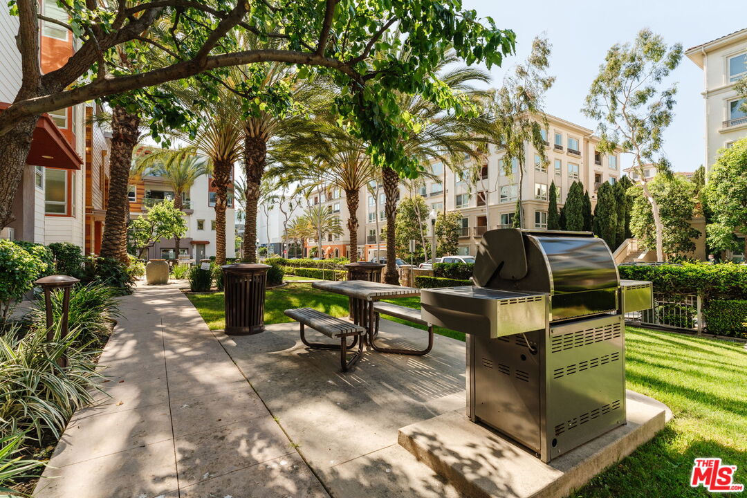 12655 Sandhill Ln Unit: 2