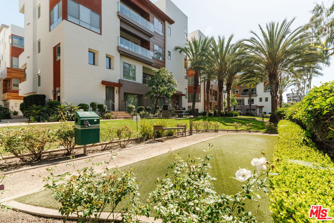 12655 Sandhill Ln Unit: 2