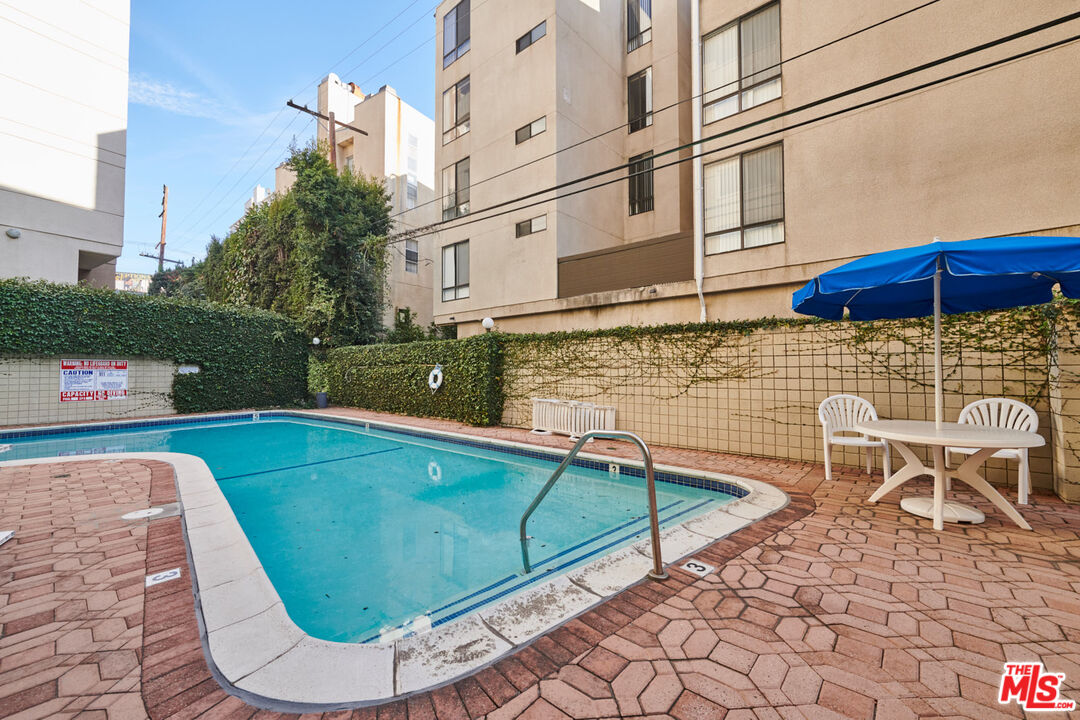 1300 Midvale Ave Unit: 408