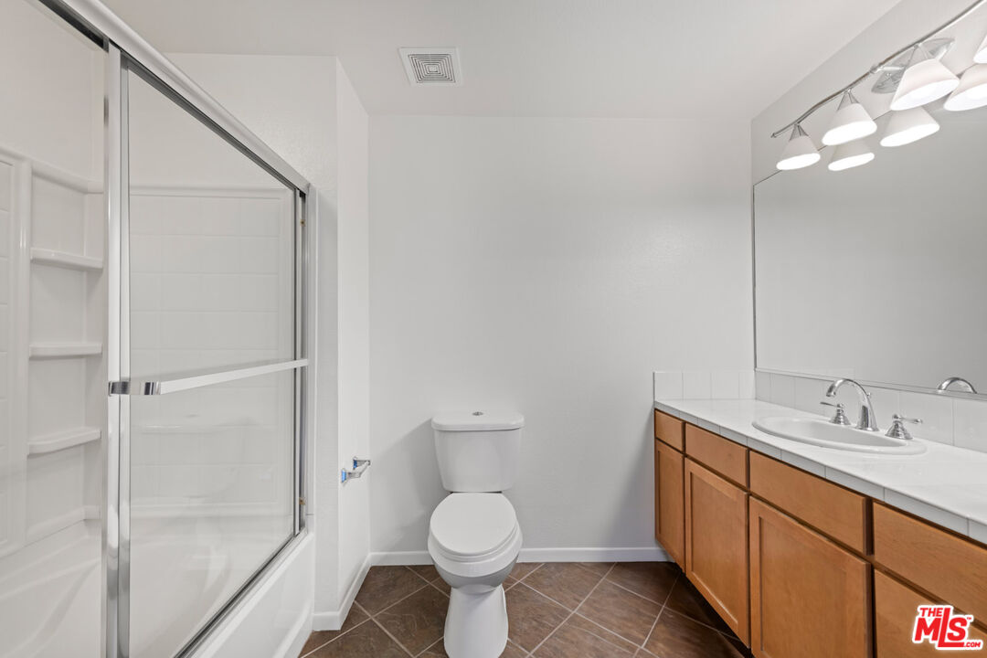 6400 Crescent Park Unit: 402