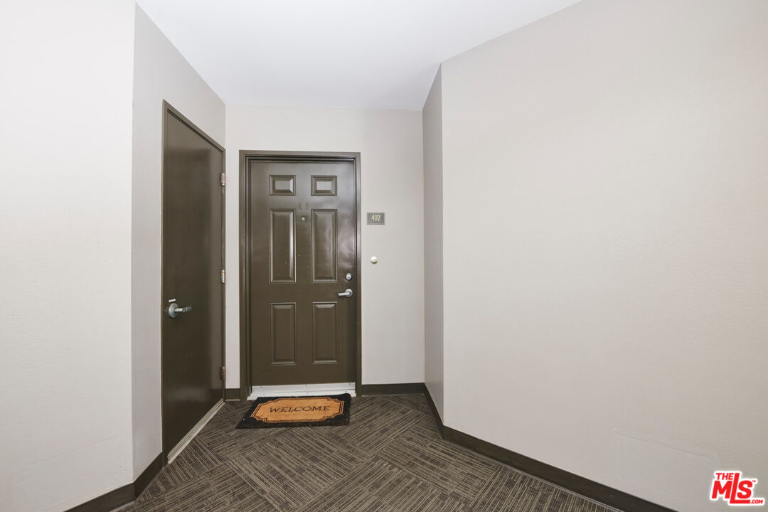 6400 Crescent Park Unit: 402