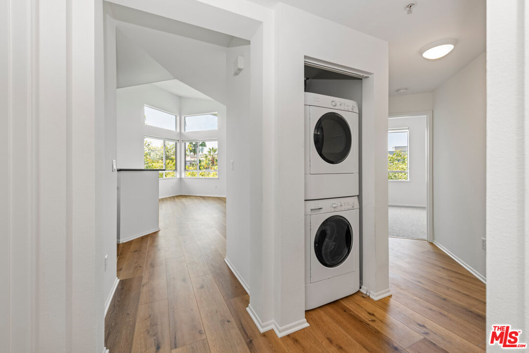 6400 Crescent Park Unit: 402