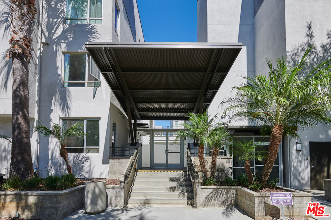 6400 Crescent Park Unit: 402