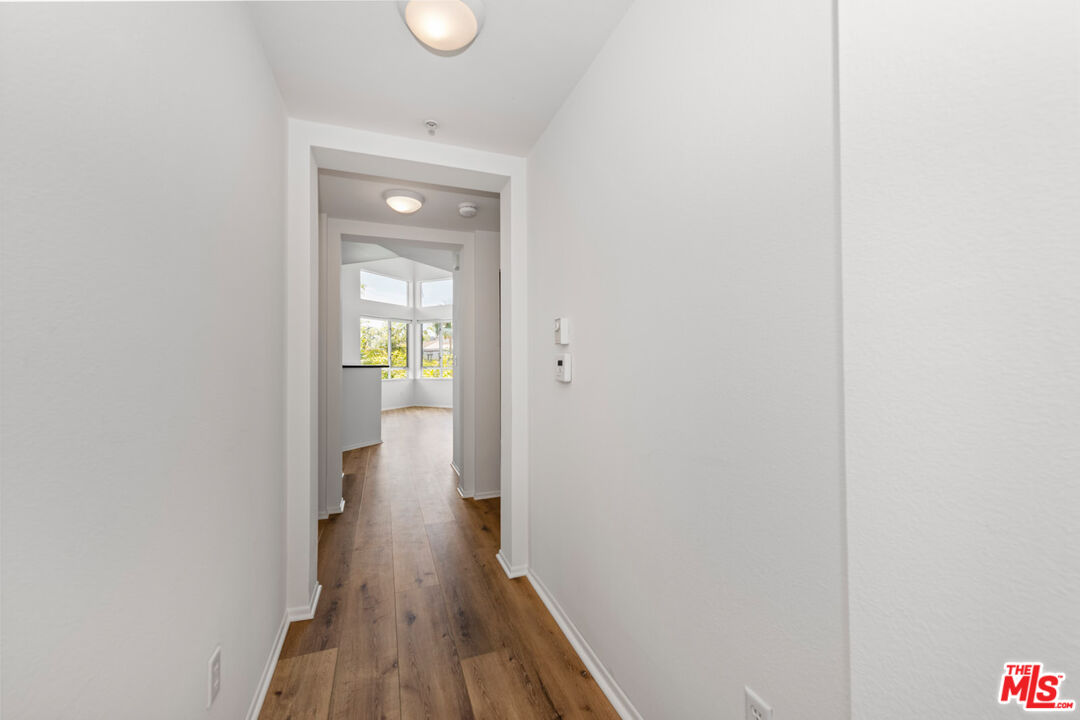 6400 Crescent Park Unit: 402