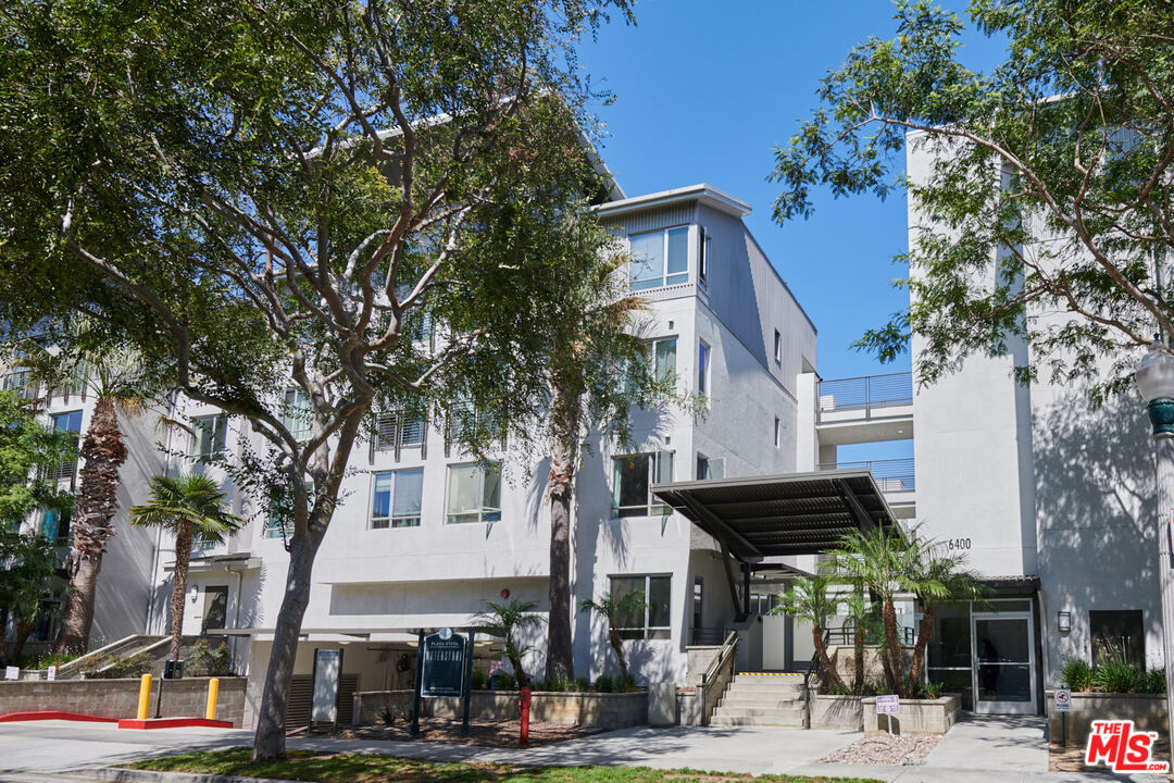 6400 Crescent Park Unit: 402