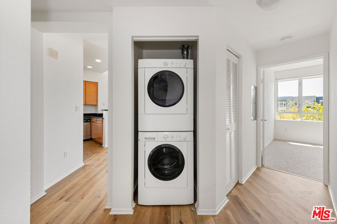 6400 Crescent Park Unit: 402