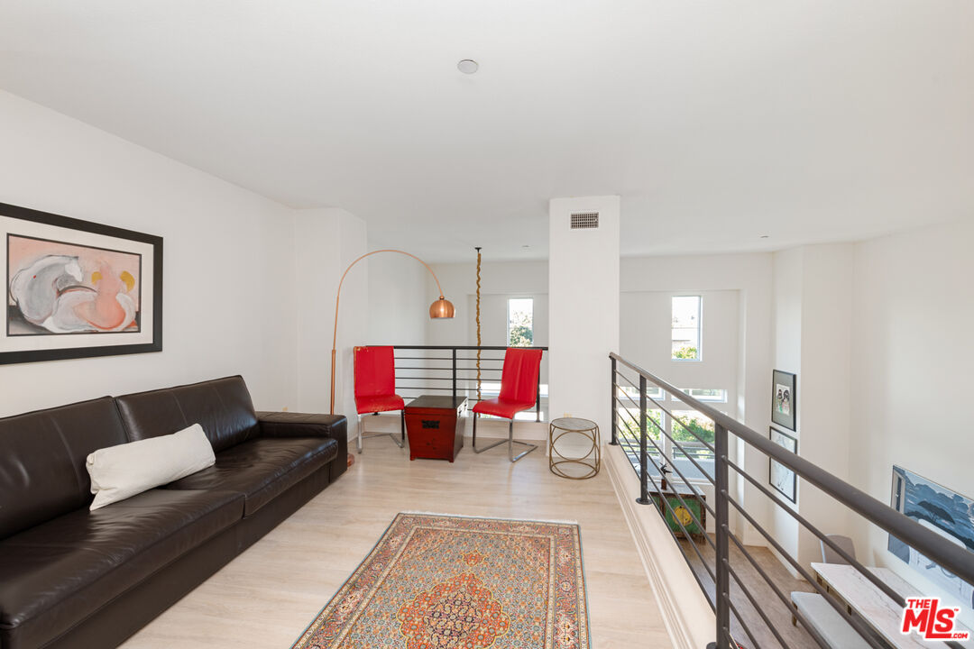 7100 Playa Vista Dr Unit: 405