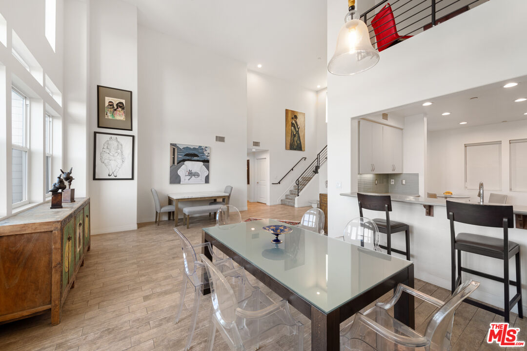 7100 Playa Vista Dr Unit: 405