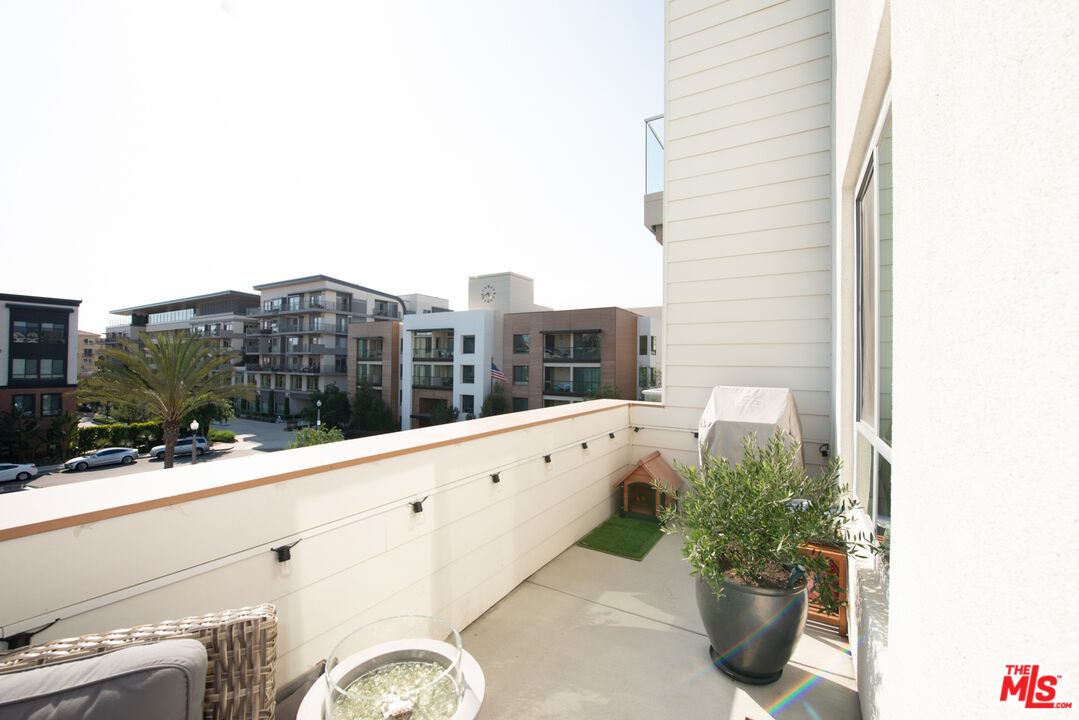12516 Osprey Ln Unit: 2