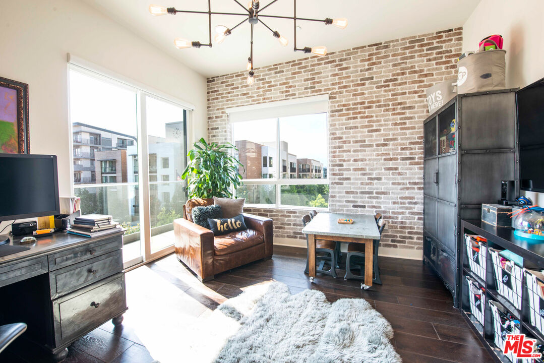 12516 Osprey Ln Unit: 2