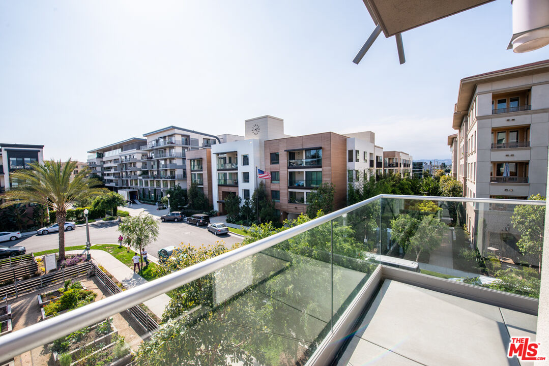 12516 Osprey Ln Unit: 2