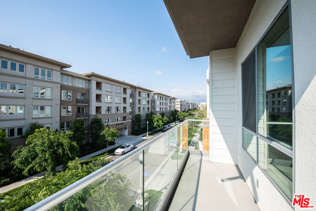 12516 Osprey Ln Unit: 2