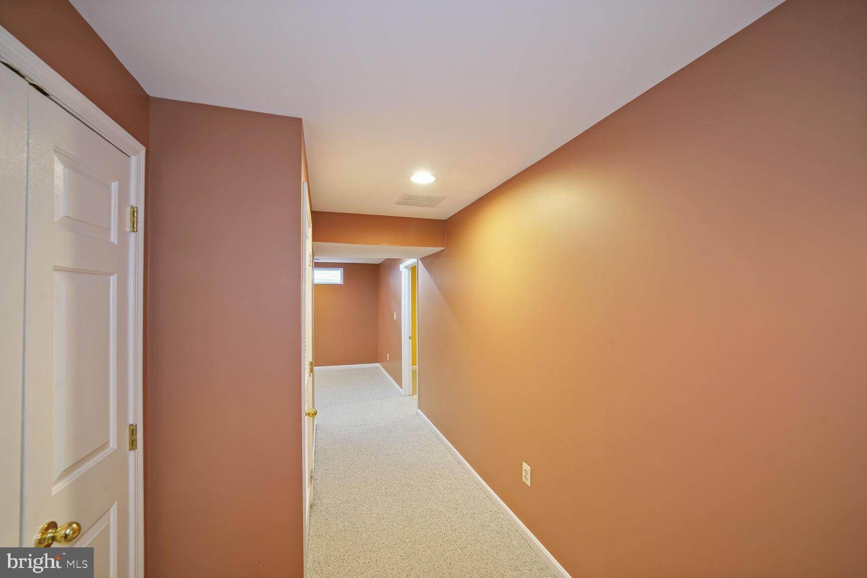 21214 Virginia Pine Ter