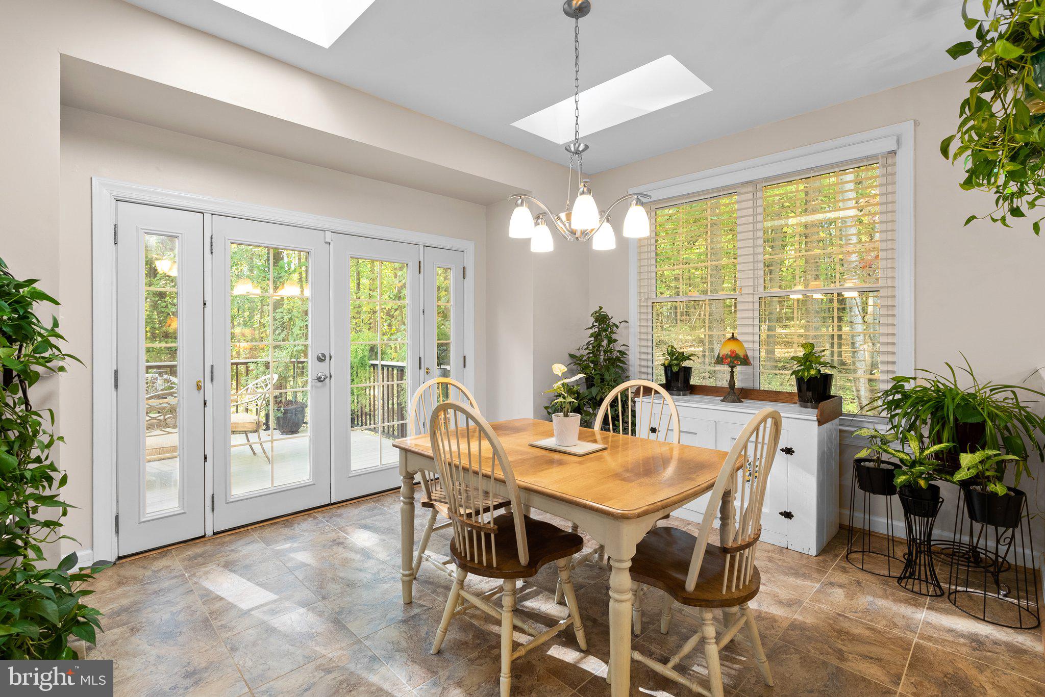 11216 Knolltop View Ct