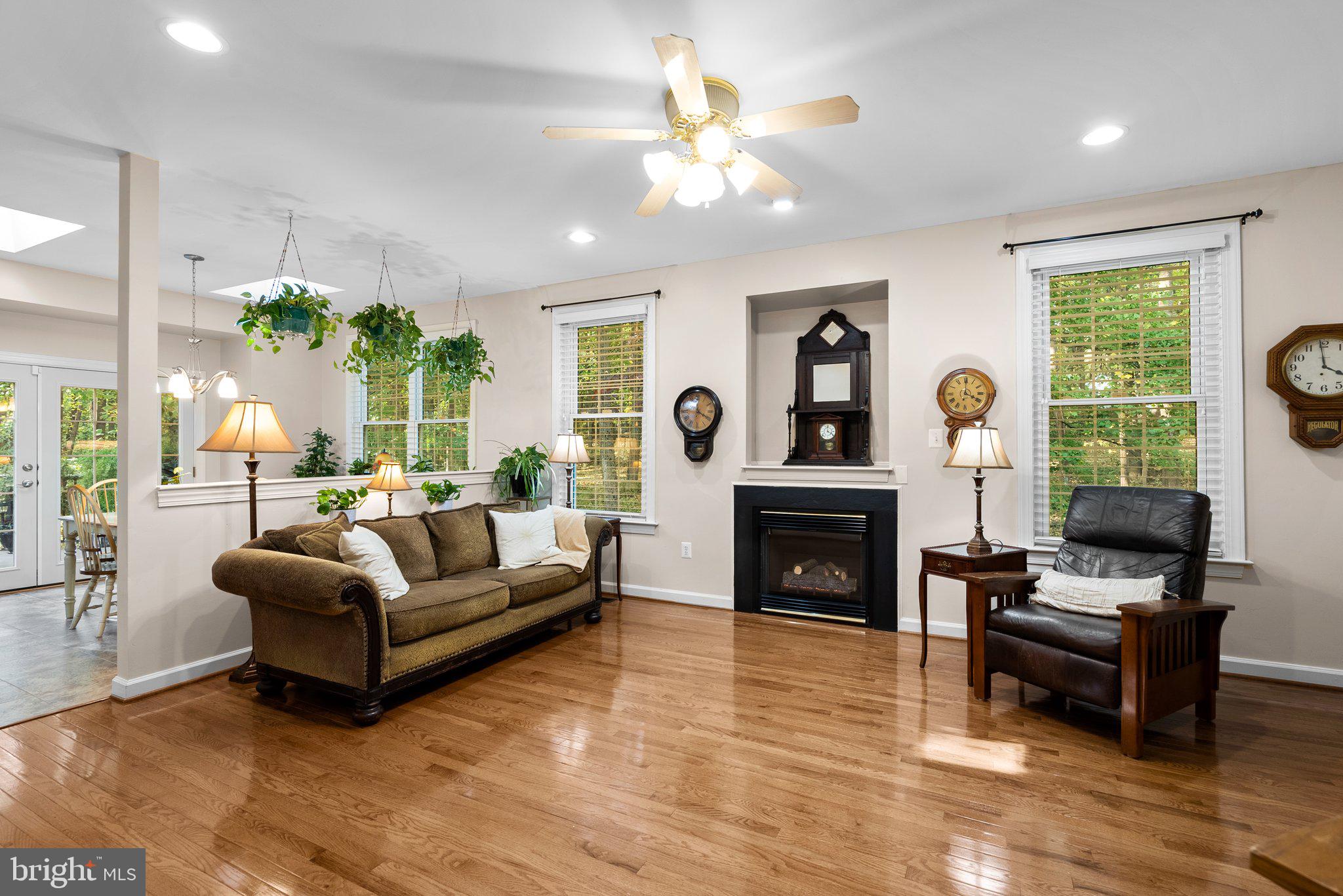 11216 Knolltop View Ct