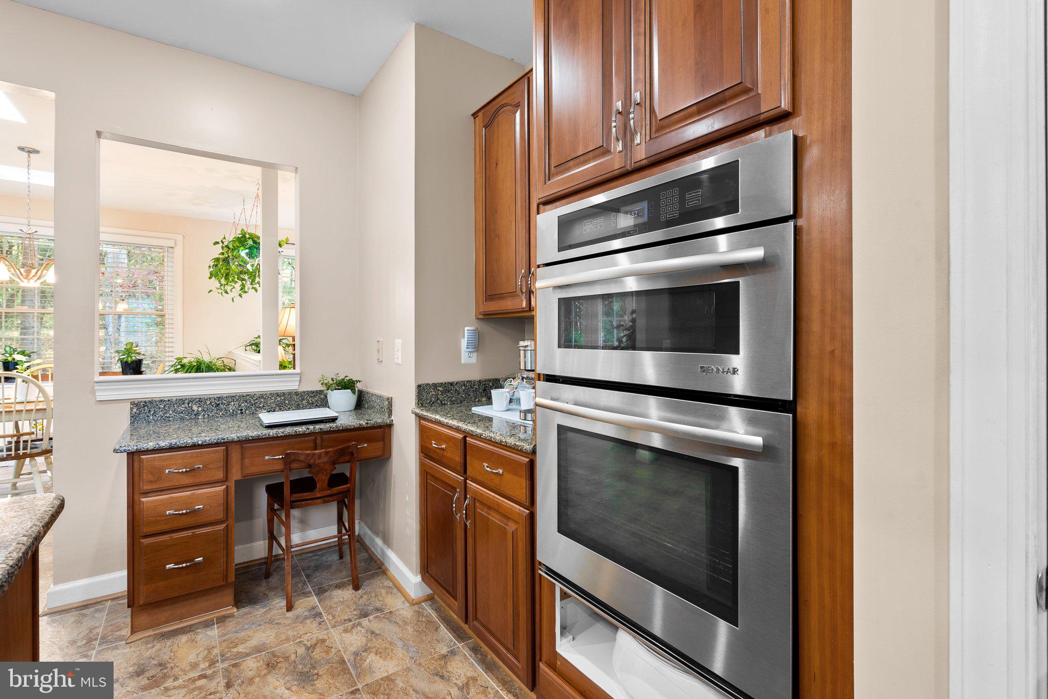 11216 Knolltop View Ct