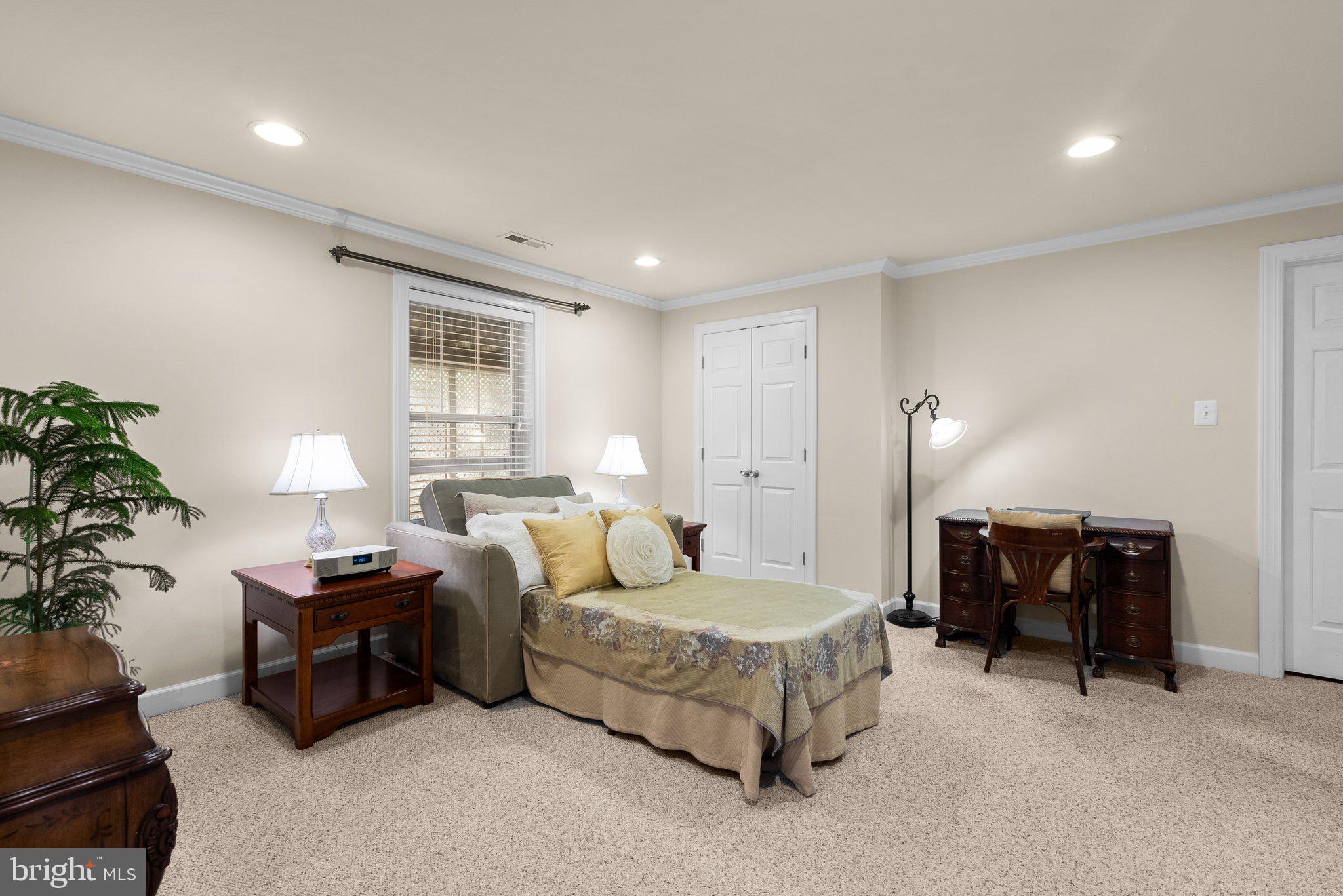 11216 Knolltop View Ct