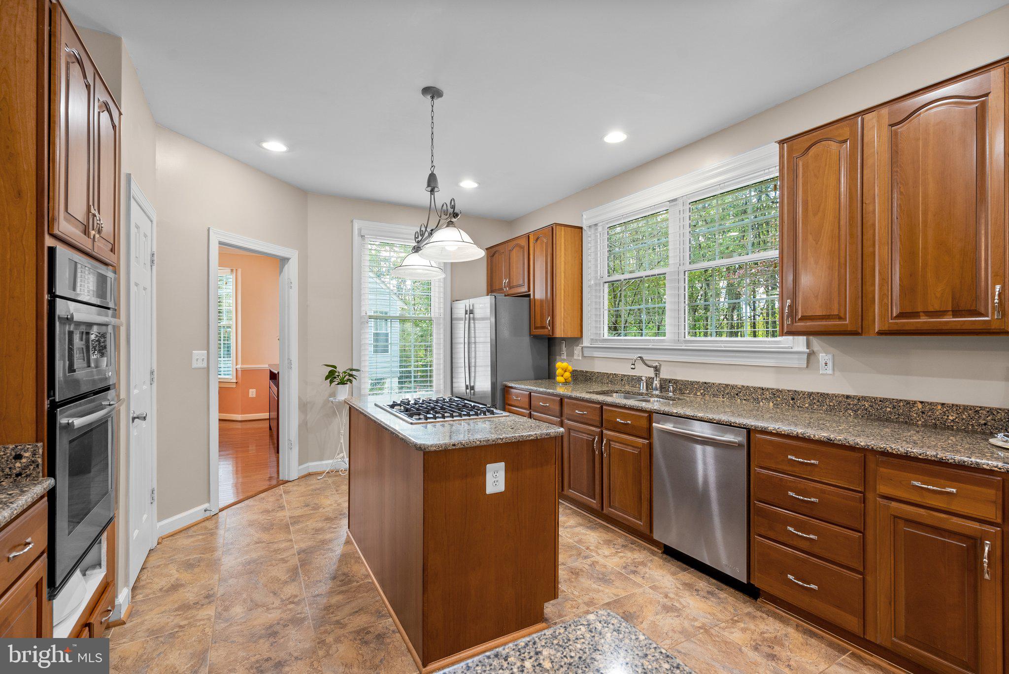 11216 Knolltop View Ct