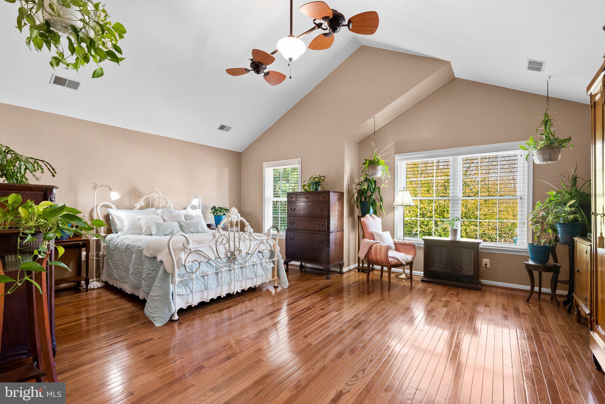 11216 Knolltop View Ct